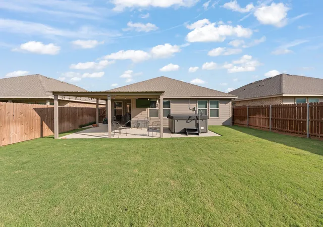 Homes for sale in Cleburne, TX | 806 Peighton Ct, Cleburne, TX 76033 | MLS# 21270010