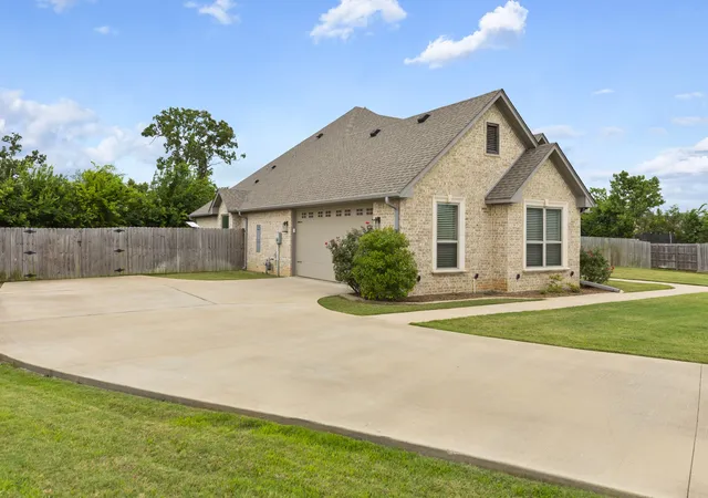 3rd image of 21553 Castle Rock Circle, Bullard, TX 75757 | MLS# 21274933