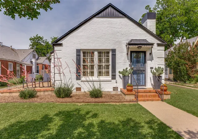 5th image of 2316 Tremont Ave, Fort Worth, TX 76107 | MLS# 21267069