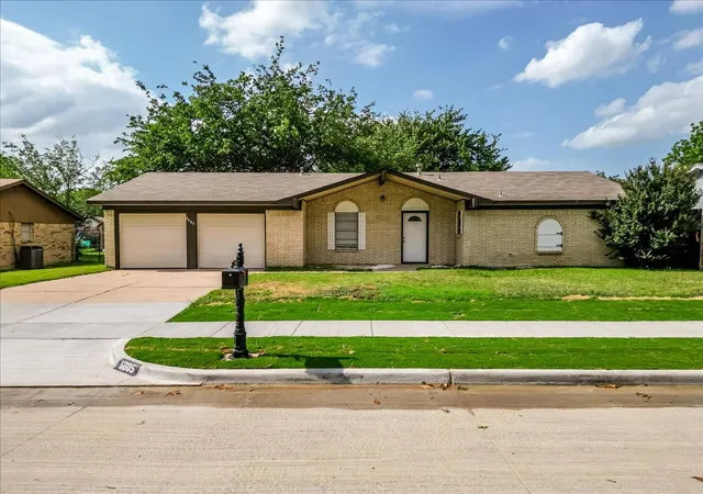 2nd image of 6605 Summertime Ln, Watauga, TX 76148 | MLS# 21277469