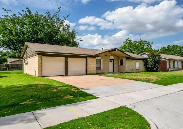 4th image of 6605 Summertime Ln, Watauga, TX 76148 | MLS# 21277469