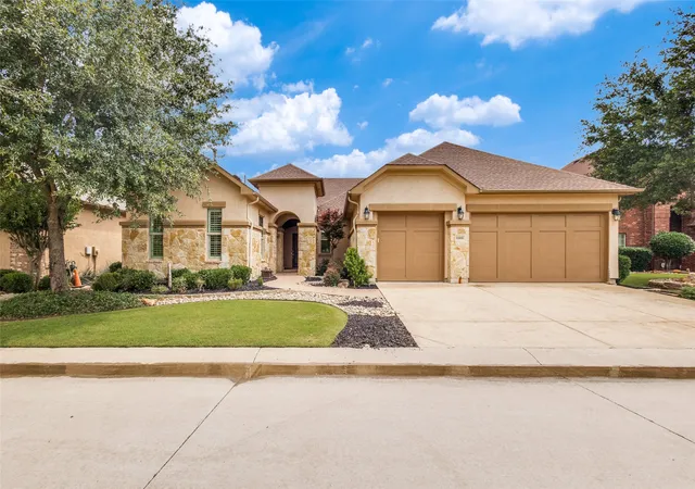Homes for sale in Denton, TX | 11800 Clemson Dr, Denton, TX 76207 | MLS# 21276232