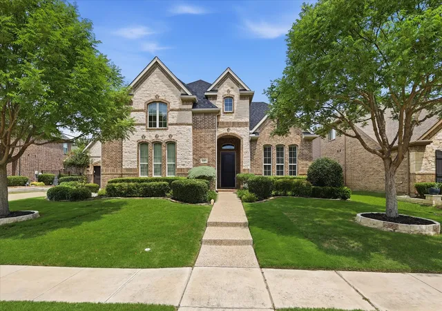 1st image of 2207 Malin Dr, Roanoke, TX 76262 | MLS# 21272547