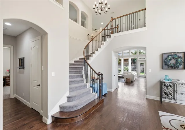 4th image of 2207 Malin Dr, Roanoke, TX 76262 | MLS# 21272547