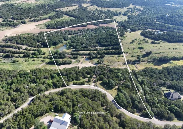 Photo 3 of Sale Pending at 2801 Wind Point Ct, Tolar, TX 76476 | MLS# 21277486 | Listing updated on 2026-09-16