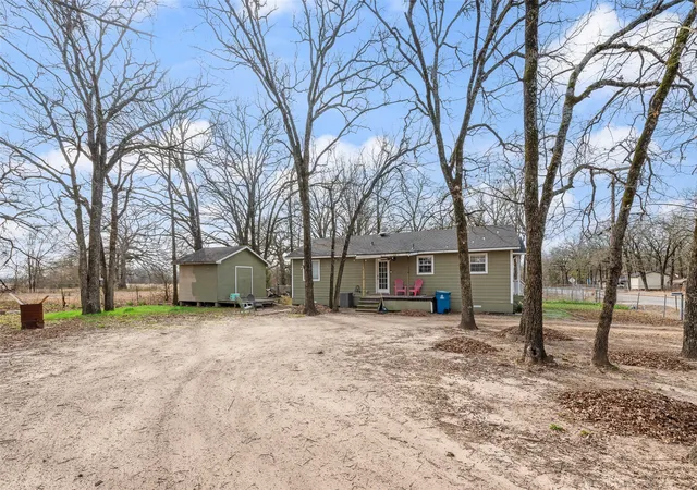 Homes for sale in Gun Barrel City, TX | 222 Meadow Lake Dr, Gun Barrel City, TX 75156 | MLS# 21276257
