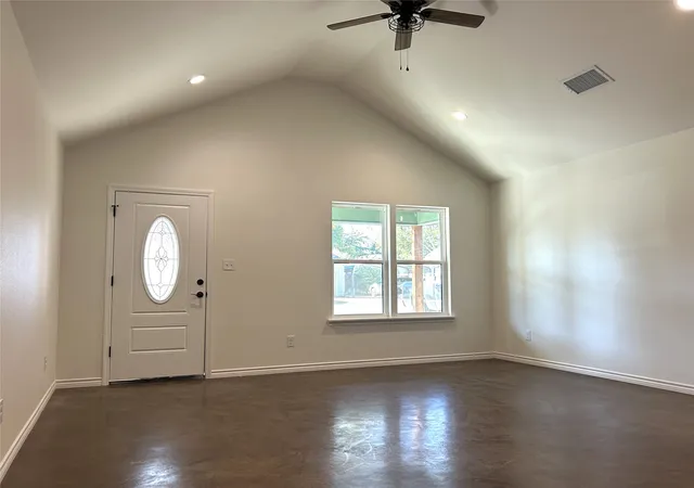 Homes for sale in Grandview, TX | 405 S 6Th St, Grandview, TX 76050 | MLS# 21273995