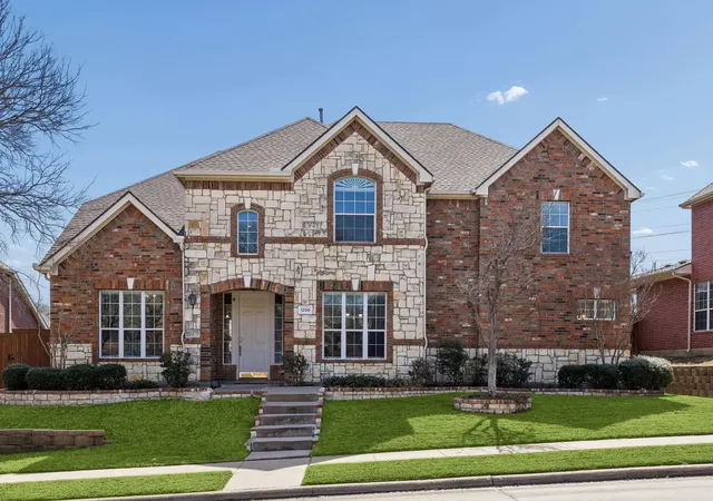 Homes for sale in Irving, TX | 1200 Cedar Valley Dr, Irving, TX 75063 | MLS# 21275400