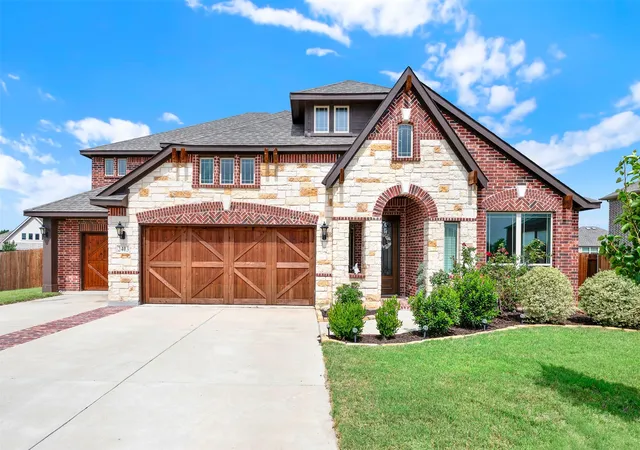 Homes for sale in Midlothian, TX | 2413 Turning Leaf Ln, Midlothian, TX 76065 | MLS# 21269958