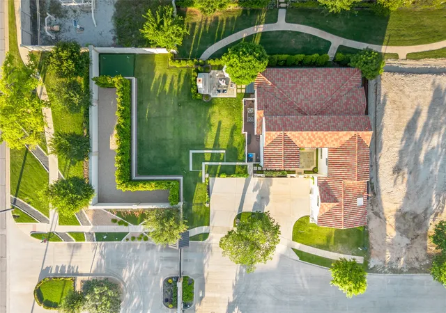 Photo 1 of Single family home for sale at 109 Pineland Pl, Fort Worth, TX 76114 | MLS# 21275013 | Listing updated on 2026-08-22