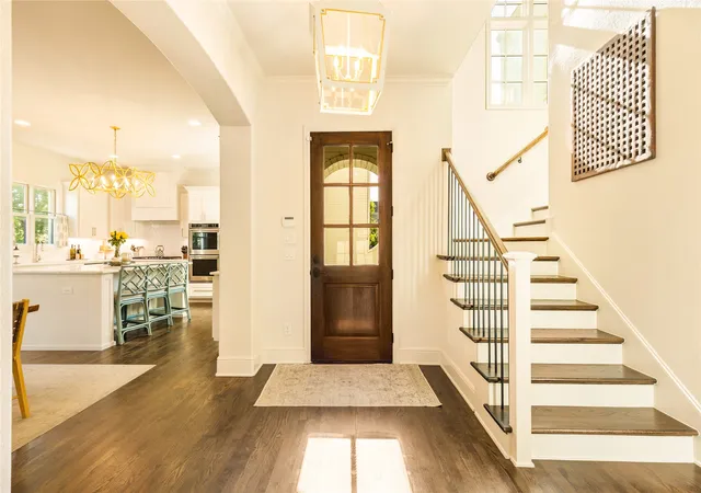 Photo 4 of Sale Pending at 109 Pineland Pl, Fort Worth, TX 76114 | MLS# 21275013 | Listing updated on 2026-10-02