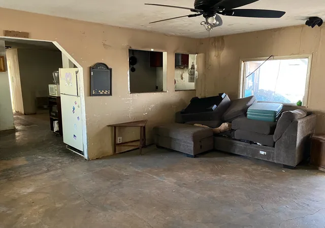 Photo 3 of Single family home for sale at 501 N Lincoln Ave, Electra, TX 76360 | MLS# 21277646 | Listing updated on 2026-09-06