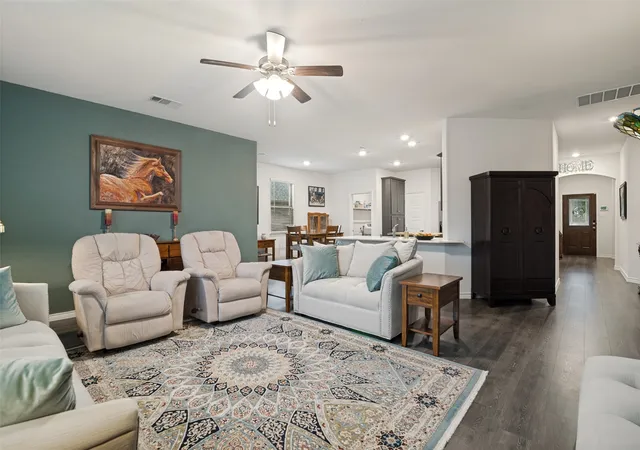 Photo 2 of Single family home for sale at 123 Coyote Trl, Caddo Mills, TX 75135 | MLS# 21252087 | Listing updated on 2026-08-19