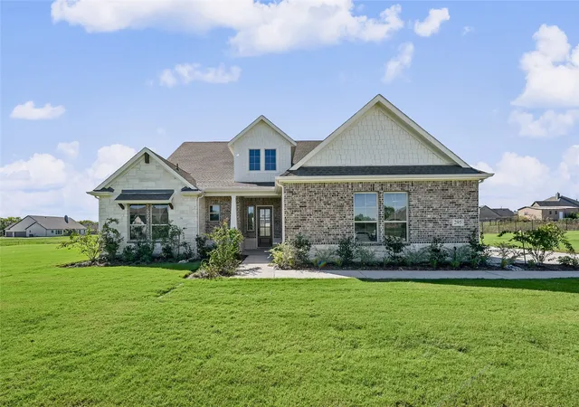 Photo 2 of Single family home for sale at 295 Brown Rd, Leonard, TX 75452 | MLS# 21272970 | Listing updated on 2026-10-08