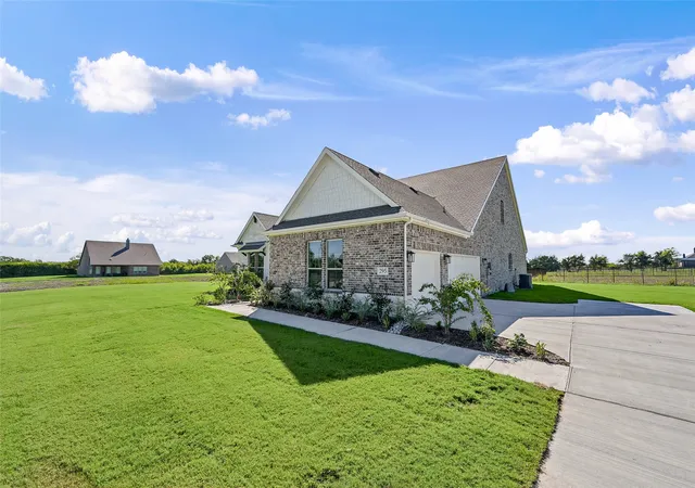 Photo 3 of Single family home for sale at 295 Brown Rd, Leonard, TX 75452 | MLS# 21272970 | Listing updated on 2026-10-08