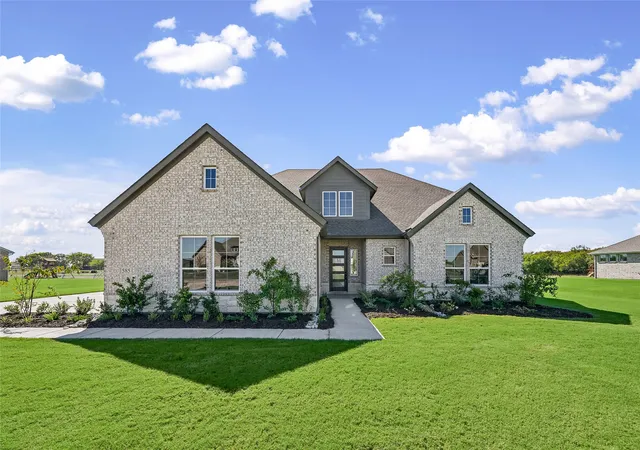 Photo 2 of Single family home for sale at 585 Brown Rd, Leonard, TX 75452 | MLS# 21273042 | Listing updated on 2026-10-08
