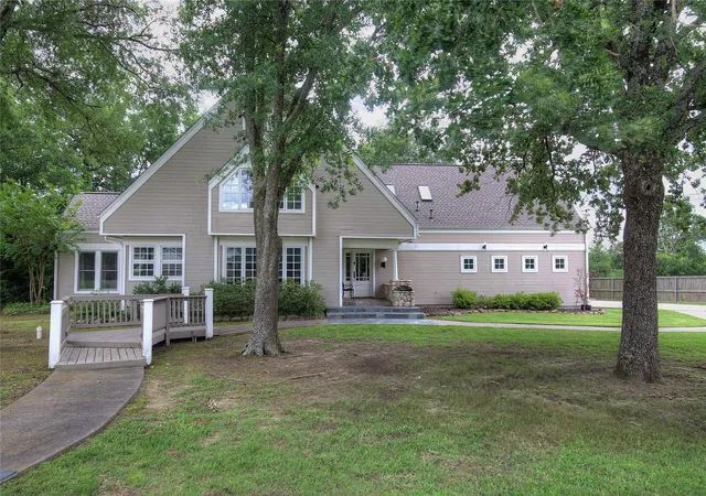 Photo 1 of Single family home for sale at 2 Jennifer Ln, Sulphur Springs, TX 75482 | MLS# 21275734 | Listing updated on 2026-09-16