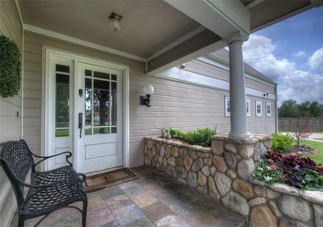 Photo 3 of Single family home for sale at 2 Jennifer Ln, Sulphur Springs, TX 75482 | MLS# 21275734 | Listing updated on 2026-09-16