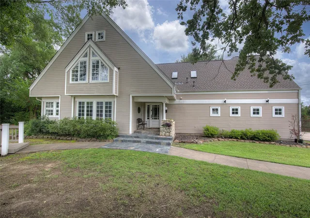 Photo 3 of Single family home for sale at 2 Jennifer Ln, Sulphur Springs, TX 75482 | MLS# 21275734 | Listing updated on 2026-09-16