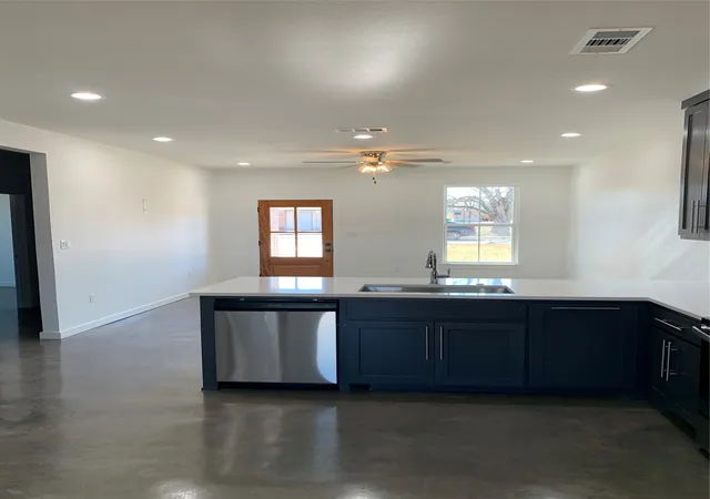 Homes for sale in Mc Gregor, TX | 113-15 Van Buren Dr, Mc Gregor, TX 76657 | MLS# 21277768