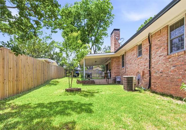 Homes for sale in Tyler, TX | 1901 Sterling Dr, Tyler, TX 75701 | MLS# 21276868
