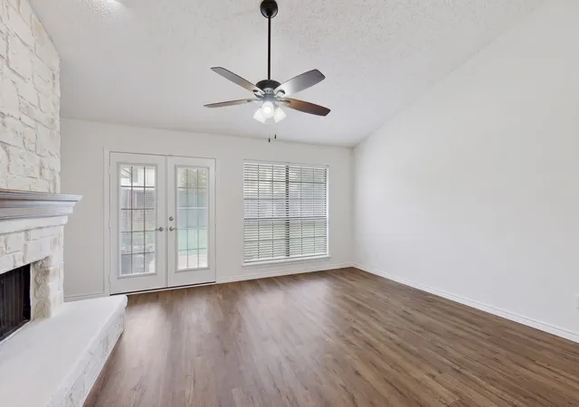 4th image of 1917 Village Creek Dr, Garland, TX 75040 | MLS# 21275818