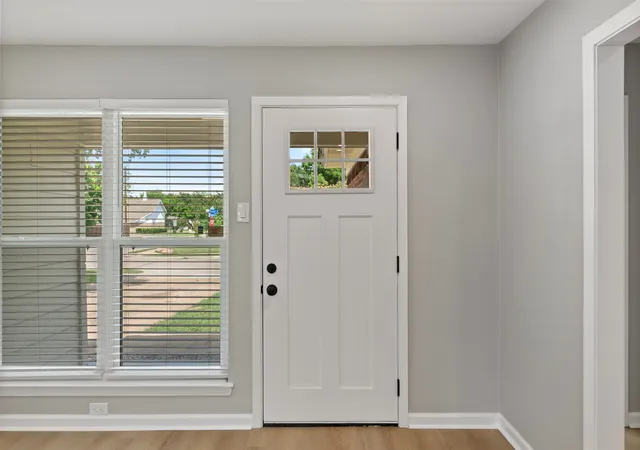 Photo 2 of Sale Pending at 500 Dover Dr, Richardson, TX 75080 | MLS# 21275140 | Listing updated on 2026-08-31