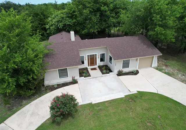 Homes for sale in Cumby, TX | 1089 County Road 1136, Cumby, TX 75433 | MLS# 21276554