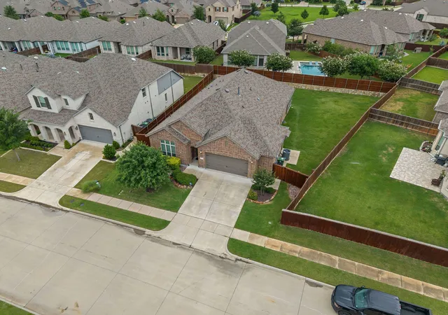 Photo 1 of Single family home for sale at 3912 Primrose Dr, Aubrey, TX 76227 | MLS# 21276182 | Listing updated on 2026-08-20