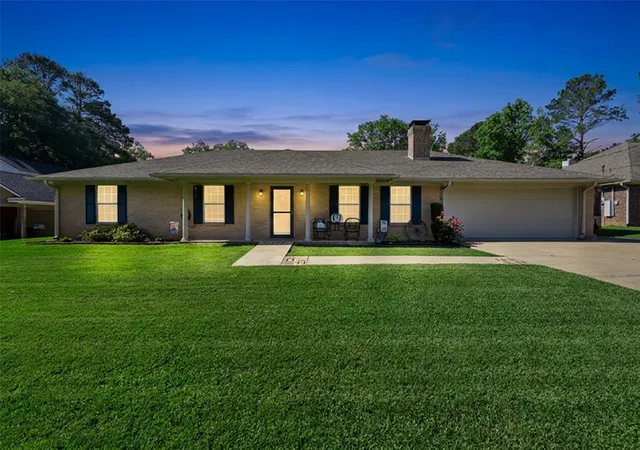 Homes for sale in Longview, TX | 1230 San Salvador Dr, Longview, TX 75602 | MLS# 21277625