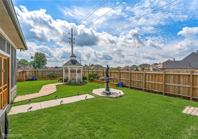 Photo 3 of Single family home for sale at 192 Cullom Dr, Bossier City, LA 71112 | MLS# 21274954 | Listing updated on 2026-08-28
