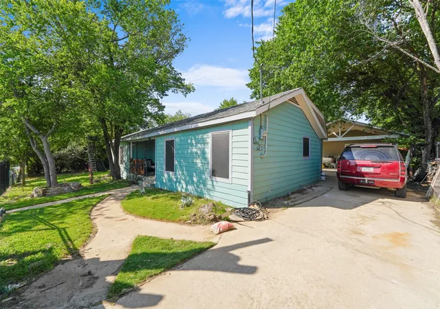 Photo 3 of Single family home for sale at 12809 Sultana St, Dallas, TX 75253 | MLS# 21278075 | Listing updated on 2026-09-18