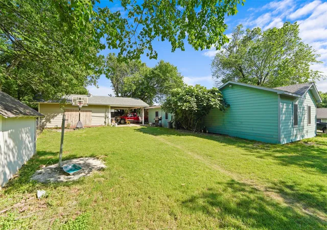 Photo 4 of Single family home for sale at 12809 Sultana St, Dallas, TX 75253 | MLS# 21278075 | Listing updated on 2026-09-18
