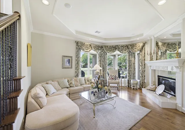 Photo 4 of Single family home for sale at 6008 Laurel Valley Ct, Fort Worth, TX 76132 | MLS# 21271033 | Listing updated on 2026-07-13
