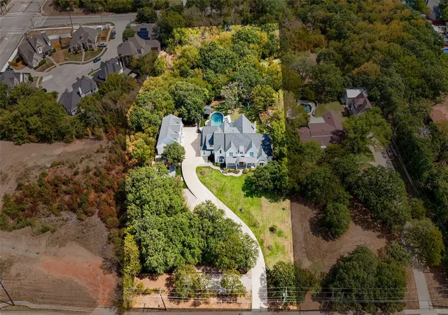 Photo 3 of Mansion for sale at 4207 Kelly Elliott Rd, Arlington, TX 76016 | MLS# 21264371 | Listing updated on 2026-10-03
