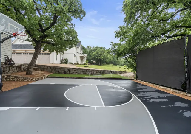 5th image of 4207 Kelly Elliott Rd, Arlington, TX 76016 | MLS# 21264371