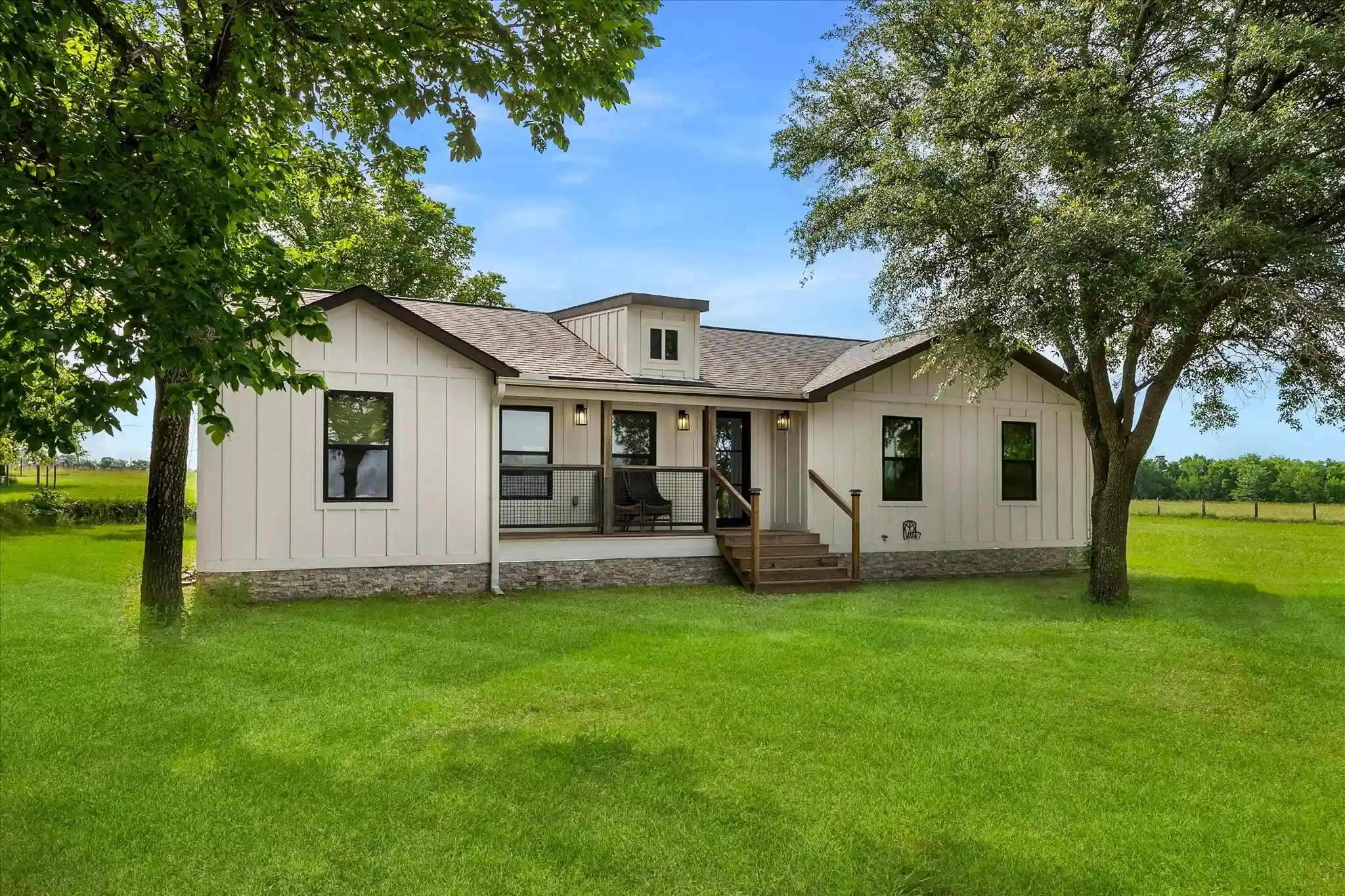 Single family home for sale at 18580 County Road 949, Rockwall, TX 75087 | MLS# 21277509