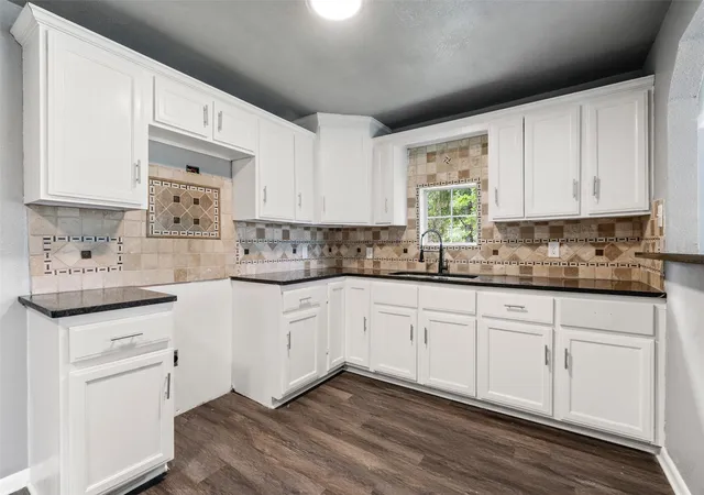 Homes for sale in Bellmead, TX | 3506 Harrison St, Bellmead, TX 76705 | MLS# 21277882