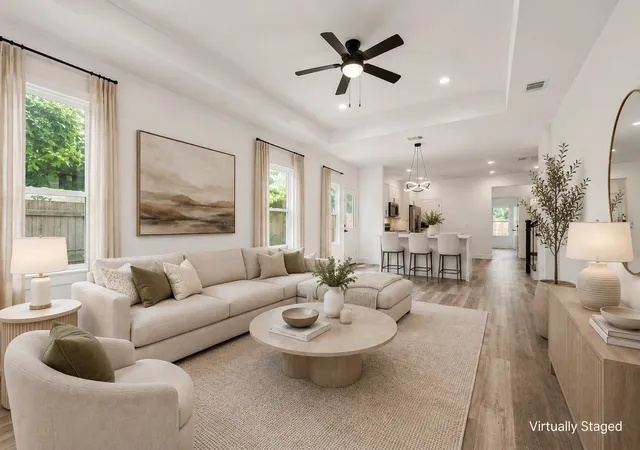 Photo 2 of Single family home for sale at 808 S Frances St, Terrell, TX 75160 | MLS# 21275333 | Listing updated on 2026-09-29