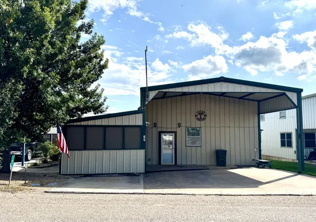Photo 2 of Single family home for sale at 167 Yellowstone Dr #14, Whitney, TX 76692 | MLS# 21277928 | Listing updated on 2026-08-27