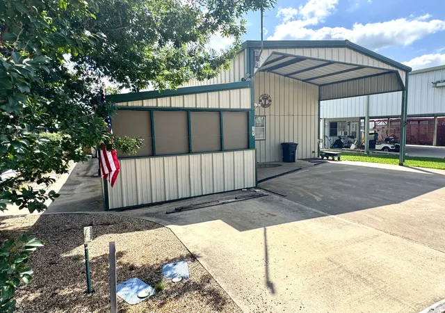 Photo 3 of Single family home for sale at 167 Yellowstone Dr #14, Whitney, TX 76692 | MLS# 21277928 | Listing updated on 2026-08-27