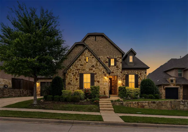 Homes for sale in Colleyville, TX | 4008 Lombardy Ct, Colleyville, TX 76034 | MLS# 21275778