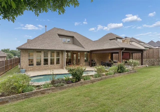 Homes for sale in Colleyville, TX | 4008 Lombardy Ct, Colleyville, TX 76034 | MLS# 21275778