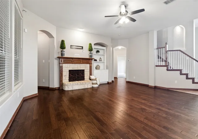 Photo 3 of Single family home for sale at 2085 Club Lake Cir, Rockwall, TX 75087 | MLS# 21258744 | Listing updated on 2026-08-21