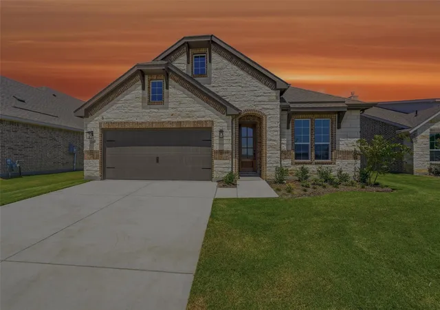 Photo 1 of Single family home for sale at 2105 Bluebird Ln, Anna, TX 75409 | MLS# 21278242 | Listing updated on 2026-09-24