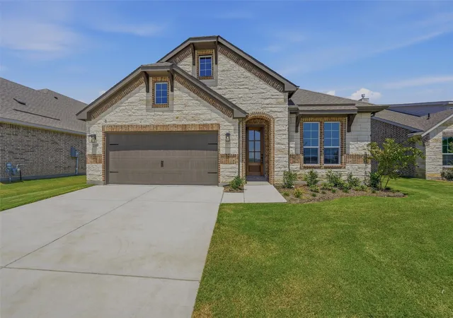 Photo 2 of Single family home for sale at 2105 Bluebird Ln, Anna, TX 75409 | MLS# 21278242 | Listing updated on 2026-09-24
