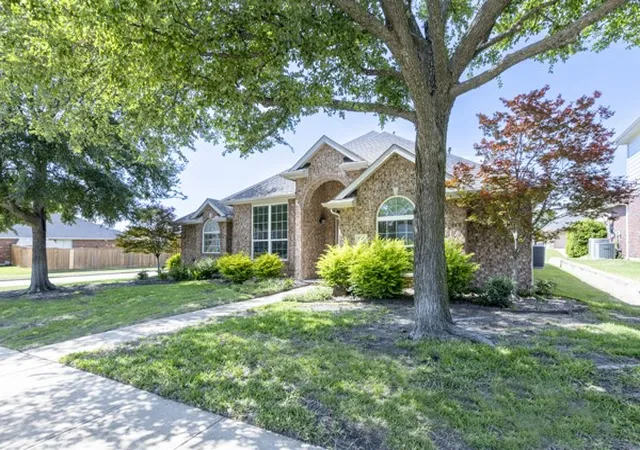 Photo 1 of Single family home for sale at 2540 Wagonwheel Dr, Rockwall, TX 75032 | MLS# 21278261 | Listing updated on 2026-09-05