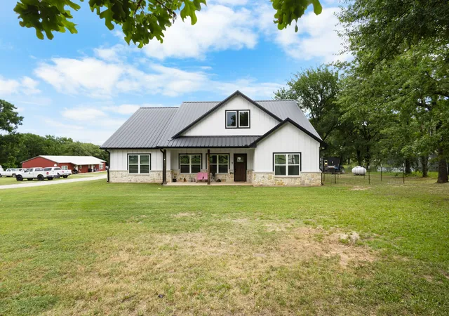 Homes for sale in Paradise, TX | 131 County Road 3351, Paradise, TX 76073 | MLS# 21270049