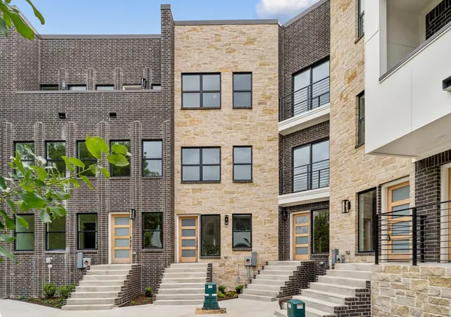 1st image of 2735 Azalea Park Cir, Fort Worth, TX 76107 | MLS# 21276860
