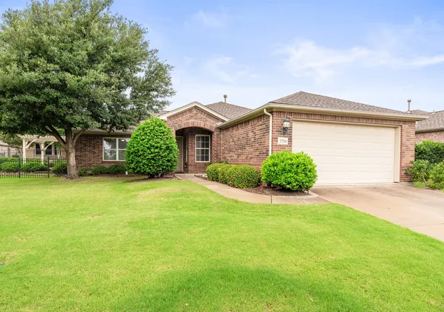 Homes for sale in Frisco, TX | 7719 Oakland Hills Ln, Frisco, TX 75036 | MLS# 21233487